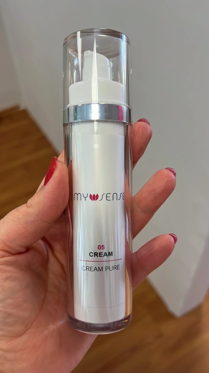 My Sense Cream Pure in der Hand